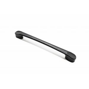 Primer plano del tirador de mueble de diseño minimalista y arqueado color negro mate (Tirador Bogota).