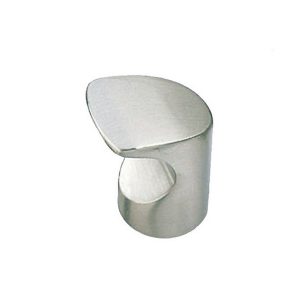 Detalle de tirador de aluminio modelo Modena de 19mm con diseño cilíndrico y rebaje ergonómico.