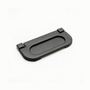 Tirador negro mate de volcar modelo Cuzco con diseño redondeado para cajones y baúles.